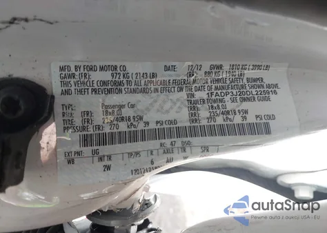 2013 Ford Focus Titanium z USA, uszkodzony, nr VIN 1FADP3J20DL225916